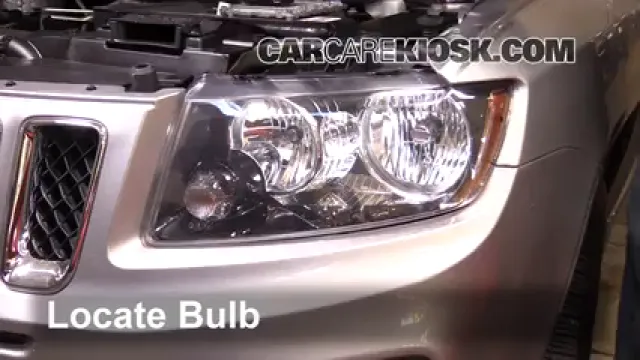 2015 Jeep Compass Sport 2.0L 4 Cyl. Luces Luz de giro delantera (reemplazar foco)